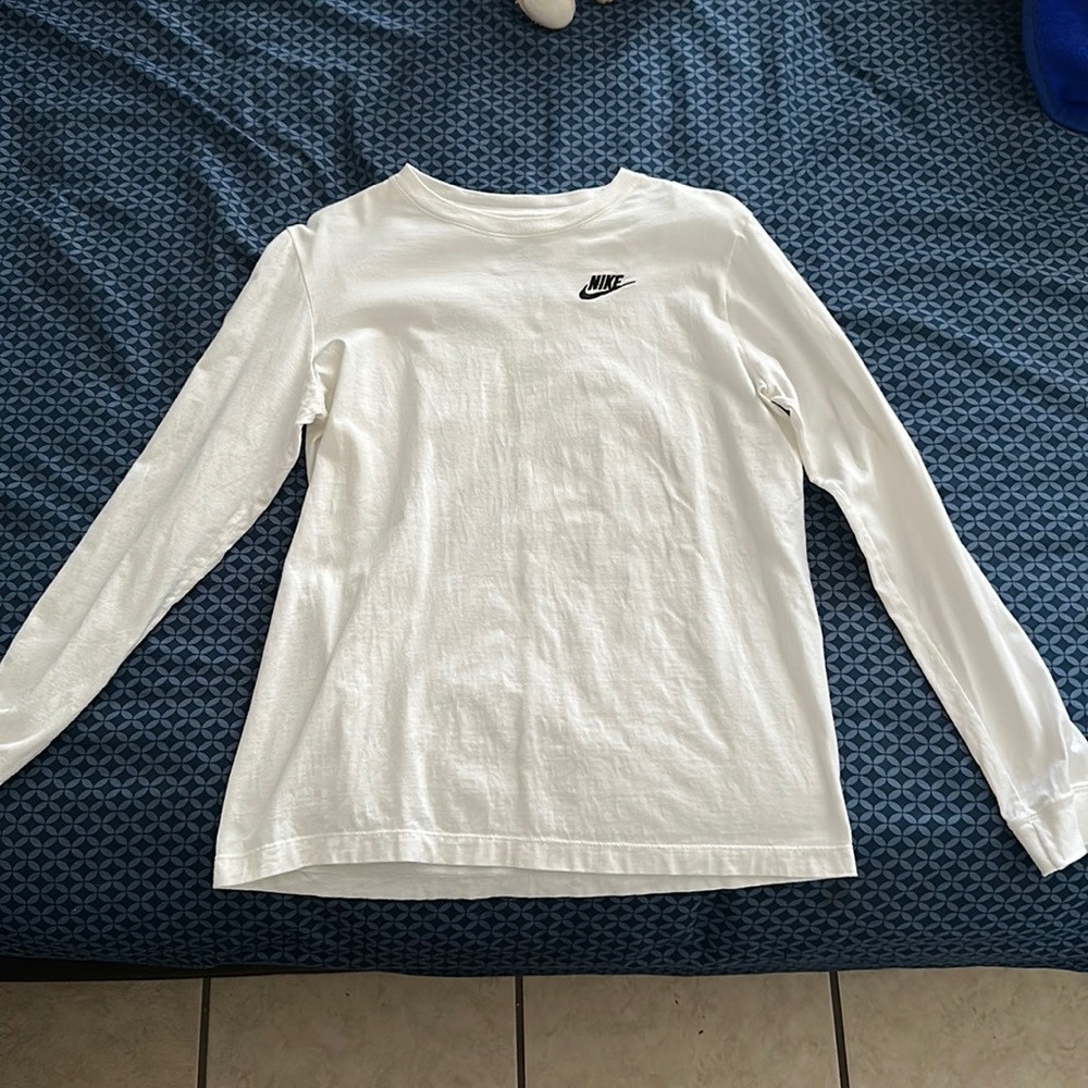 White Nike long sleeve boys